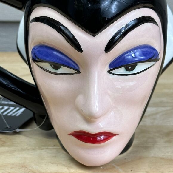 Snow White Grimhilde Ingrid Disney Bioworld Evil Queen Mug Cup Sculpted Ceramic - Picture 11 of 14